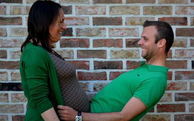 Tate i trudnoća: Prolaze li budući očevi kroz hormonalne promjene?