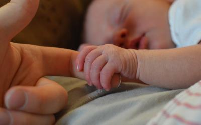 Pratnja na porodu i boravak roditelja uz bolesno dijete nakon trećeg vala pandemije